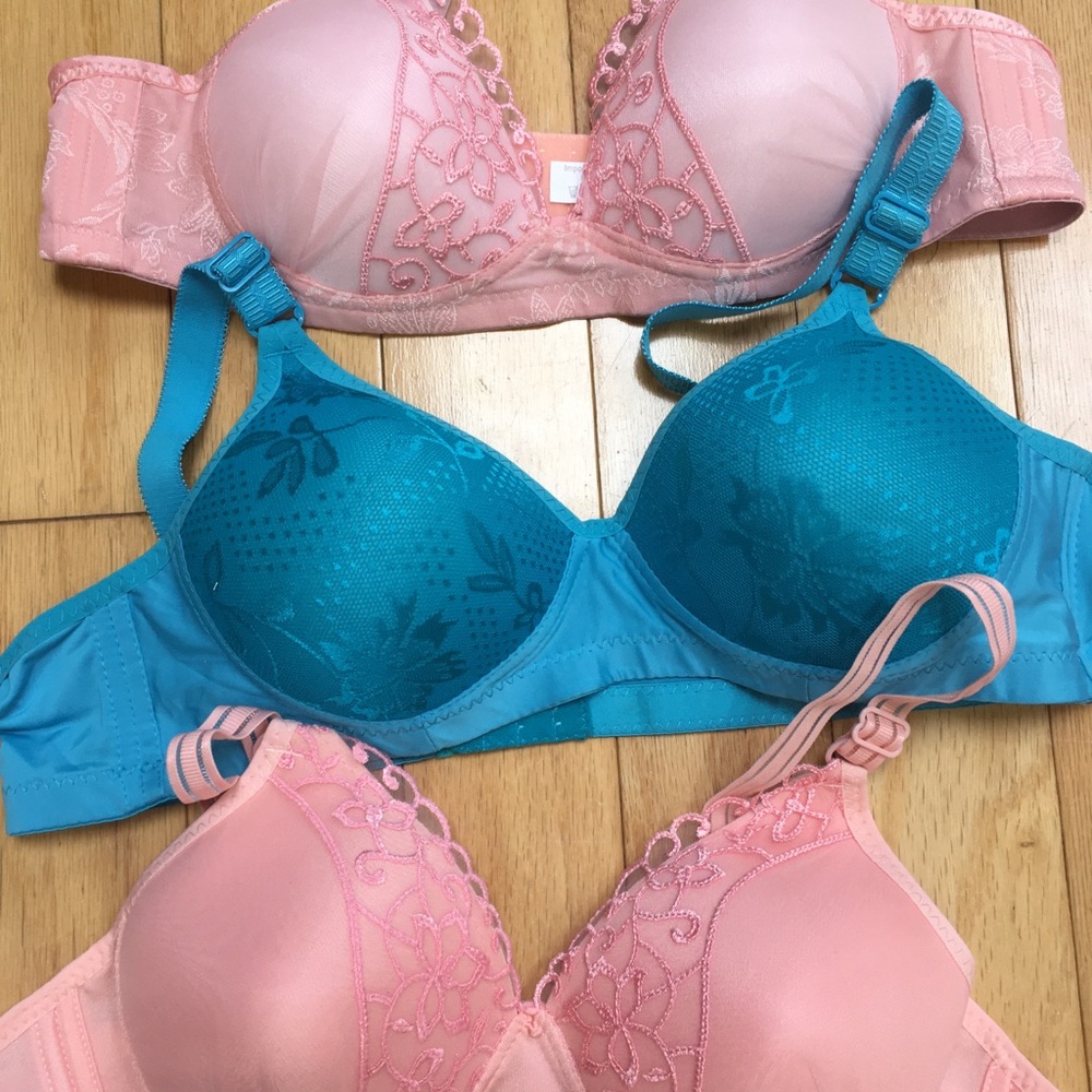 3 Chuns Women’s Fashion Padded bra “ one size”